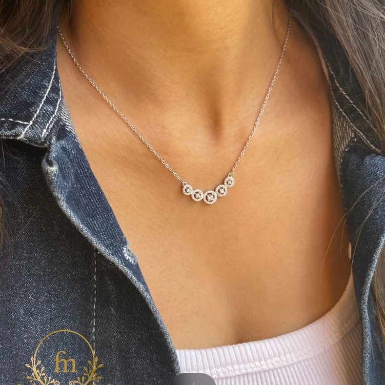 Five round zircon stones silver necklace