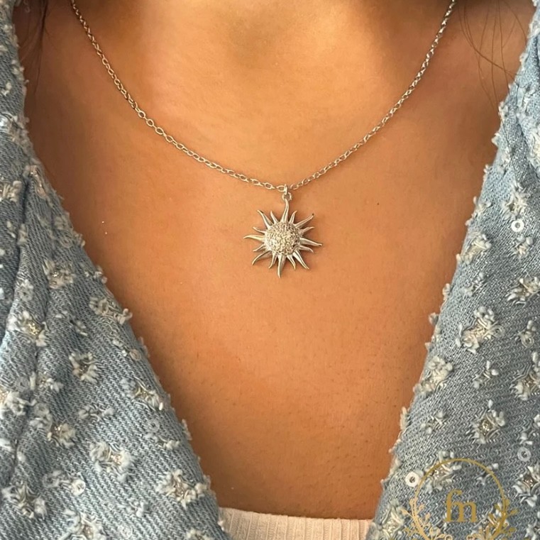 Shinny sun silver necklace with zircon stones