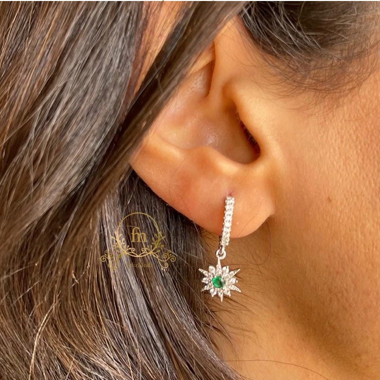Green stone flower silver earrings