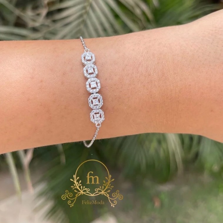 Silver round zircon stones bracelet